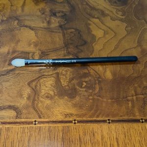 MAC 217S brush